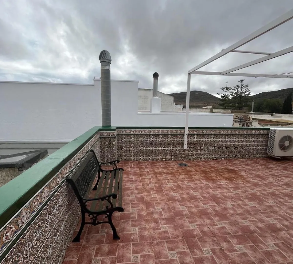 Villa Cruz Fernan Perez 0*,